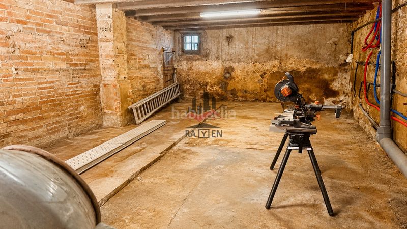 Foto ee5cbe1c-cbd5-4c85-a586-7a6e56e03373. Casa adossada amb aparcament a Riumors