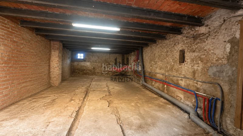 Foto 3f392f35-3396-4527-9376-f1f541ec6a6d. Casa adossada amb aparcament a Riumors