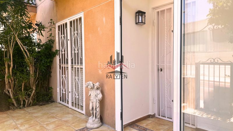Foto 50449199-bbd7-40bf-a960-7a312dd2e8a8. Casa adossada amb calefacció aparcament a Poble Nou-Olivar Gran Figueres