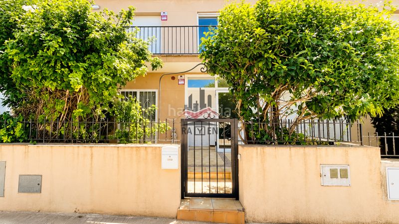 Foto d7b75e6a-87f4-47fe-ad62-5e6c82b0bfdc. Casa adossada amb calefacció aparcament a Poble Nou-Olivar Gran Figueres