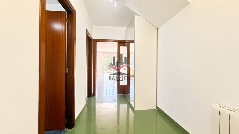Foto f35d1b2e-c36d-4e74-befe-87b4dcfc521d. Casa adossada amb calefacció aparcament a Poble Nou-Olivar Gran Figueres