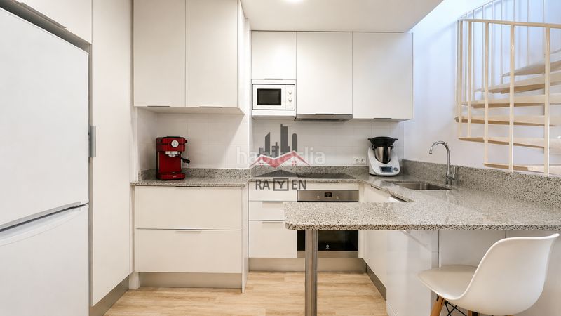 Foto 08c90db2-621f-4471-9d3a-cd0027dd9752. Duplex avec chauffage parking dans Centre Figueres