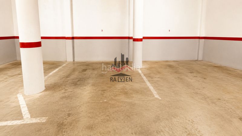 Foto 2621cf26-ead2-45f5-b8f7-049fc234cad8. Duplex avec chauffage parking dans Centre Figueres