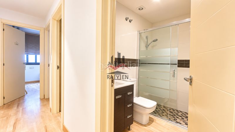 Foto 6d7839ed-7d40-4956-8875-7d14d2e7dae5. Duplex avec chauffage parking dans Centre Figueres