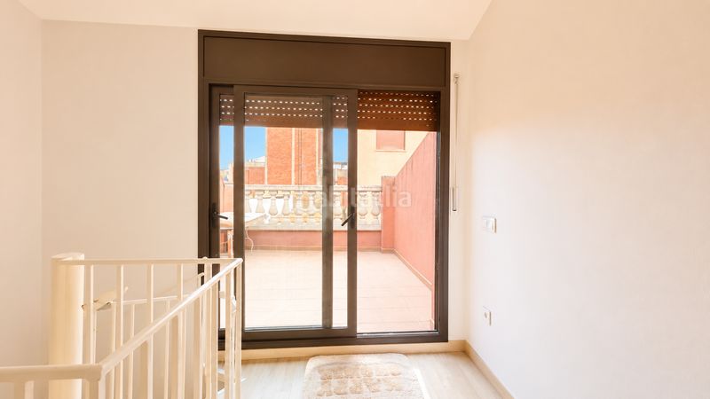 Foto b68ba566-e21b-49b3-9719-37eaa404f677. Duplex con riscaldamento parcheggio in Centre Figueres