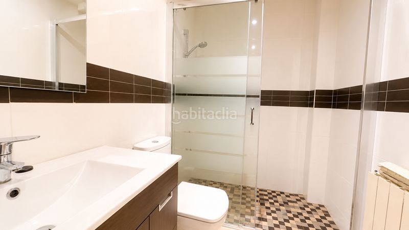 Foto ff00bfe7-8b4b-4285-9c76-058336ffe71f. Duplex con riscaldamento parcheggio in Centre Figueres