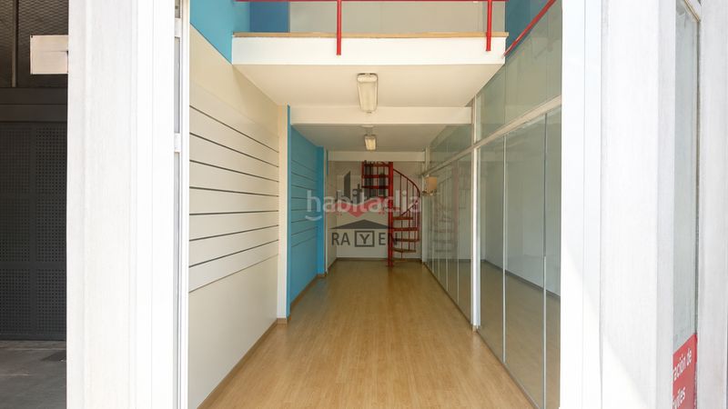 Foto f4ad5b49-17ff-47ab-ac87-85ab702acdc7. Local comercial a Centre Figueres