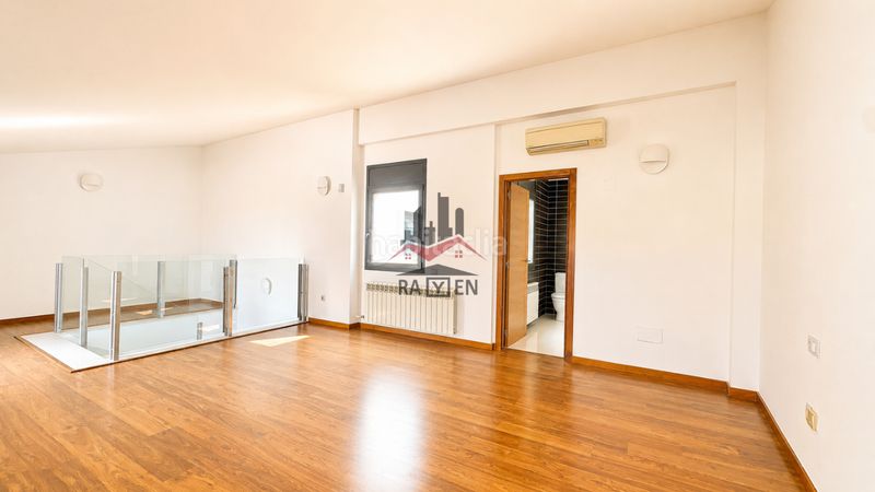 Foto cee669cd-1cbb-4c42-a923-f17b31ef4d59. Affitto duplex con riscaldamento parcheggio in Centre Figueres