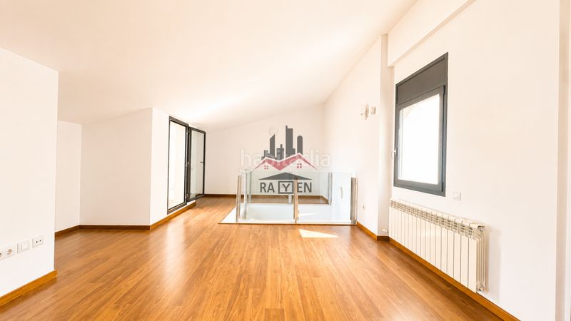 Foto 6660cad6-152a-4381-a156-fee17a576f83. Location duplex avec chauffage parking dans Centre Figueres