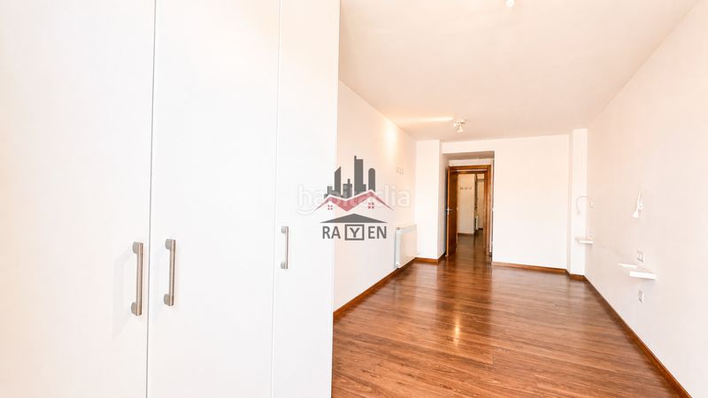 Foto f8fd7963-f3f9-4f08-b454-a9b46be6ffab. Location duplex avec chauffage parking dans Centre Figueres