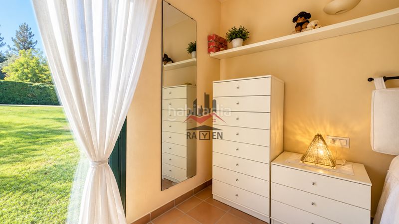 Foto c9546367-d7c5-4d9c-becc-f95de57713d3. Chalet avec chauffage parking dans Navata