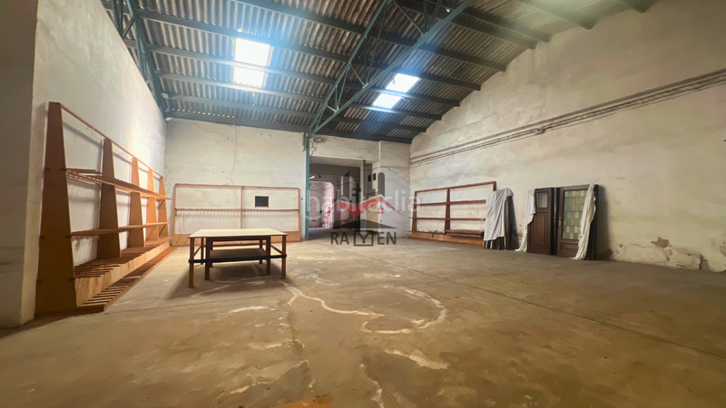 Foto d9b8e589-995a-4401-9b1c-48687cf49504. Edifici a Poble Nou-Olivar Gran Figueres