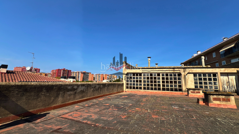 Foto f0bce0b0-1221-478a-a543-a00c6267e09f. Edifici a Poble Nou-Olivar Gran Figueres