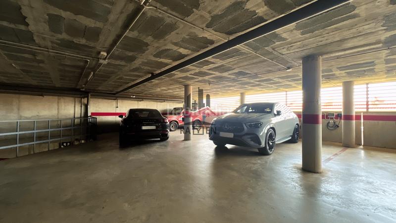 Foto a8442280-0b39-422e-96f5-4d2343b0d665. Attico con riscaldamento parcheggio in Eixample-Horta Capallera Figueres