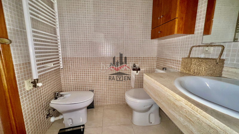 Foto 3fd0e7a8-7c44-4669-a6f2-13818bfe089d. Appartement avec chauffage parking dans Creu de la Mà Figueres