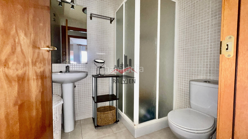 Foto d4550a3c-aab6-4d07-906c-d1fa973cd1e7. Appartement avec chauffage parking dans Creu de la Mà Figueres