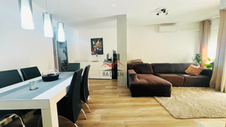 Ático  Puig rom. Ático dúplex en venta en leixample de figueres