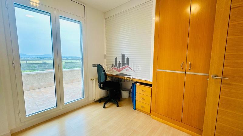 Foto 1b2885f5-cdf4-4565-9b2d-9ccb58146195. Ático  exclusivo con terraza perimetral y vistas panorámicas en Figueres