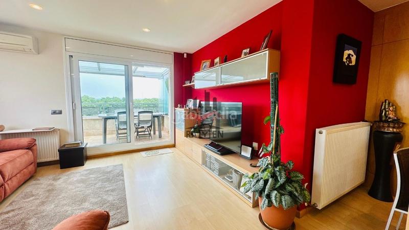 Foto 3576ad02-25e5-4cb9-a8f0-b04afe1a0fb0. Ático  exclusivo con terraza perimetral y vistas panorámicas en Figueres