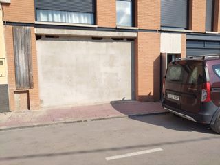 Local Comercial a Carrer diputació 8. Local en venta. el pla del penedés.