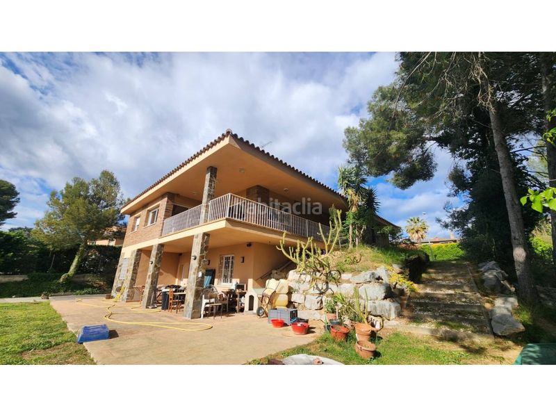 Foto 329b28fc-74d5-4426-b7cc-771a098eb084. Casa amb calefacció aparcament a Castellarnau Sabadell