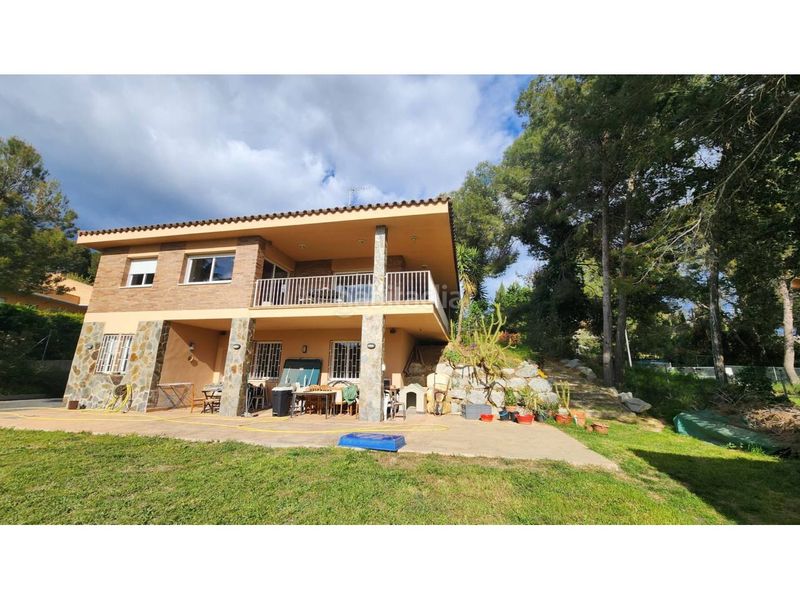 Foto 3915ad03-0cb2-489f-9489-1ff60e408342. Casa amb calefacció aparcament a Castellarnau Sabadell