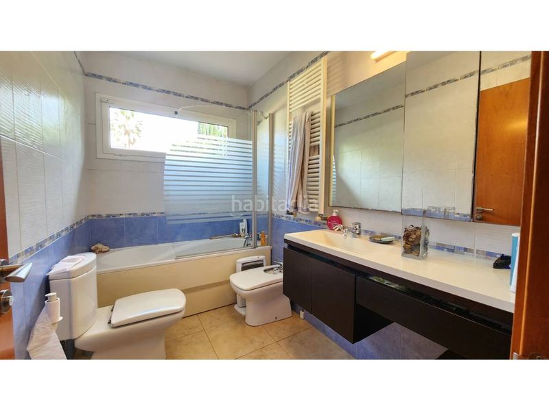 Foto 59bf9e38-ec57-4acf-8ee6-df3d1512446c. Casa amb calefacció aparcament a Castellarnau Sabadell