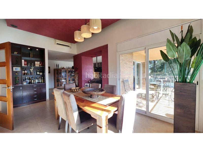 Foto 5e4b14b9-5718-42f8-9b3c-4c3f6be7d0ac. Casa amb calefacció aparcament a Castellarnau Sabadell