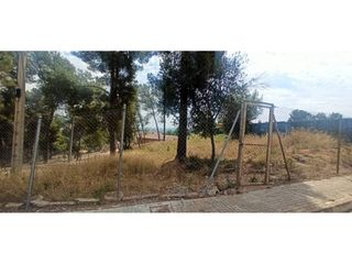Wohngrundstück in Castellnou-Can Mir-Can Solà. Terreno en venta en sant muç-castellnou-can mir