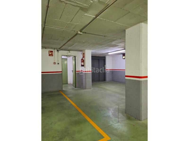 Foto 649667bc-a0fb-440c-bd77-ff5830e46190. Autoparkplatz in San Pere Terrassa