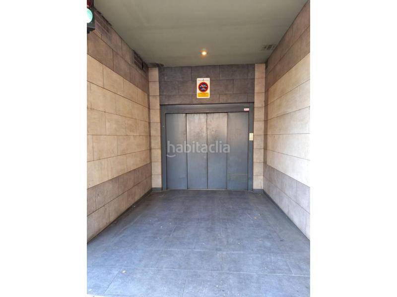 Foto b61ff10a-1373-4f86-acbd-317742955ba8. Autoparkplatz in San Pere Terrassa