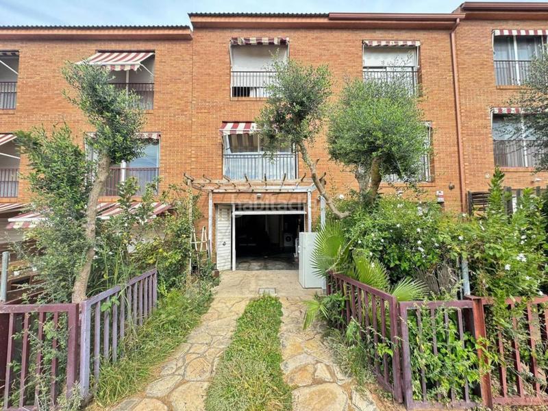 Foto 11c0017f-18b9-4cc8-b702-ef4ab4be19a4. Casa adosada  en venta en comte de sert. en Castellbisbal