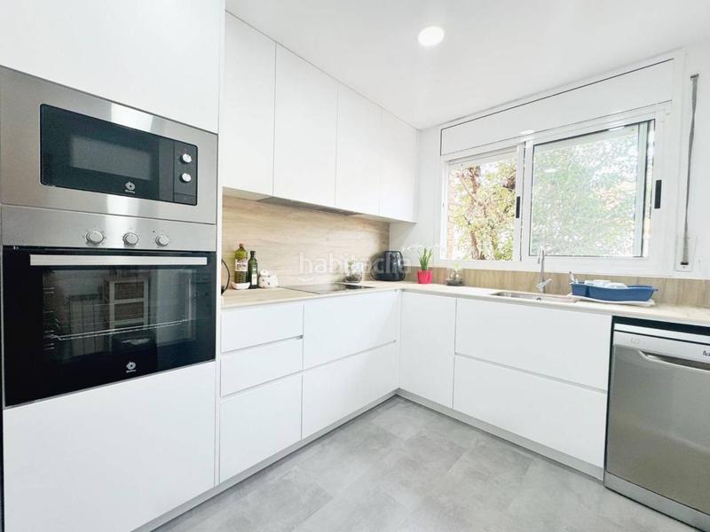 Foto 200ecc6d-a78a-442d-8e0f-7698ce934897. Casa adosada  en venta en comte de sert. en Castellbisbal