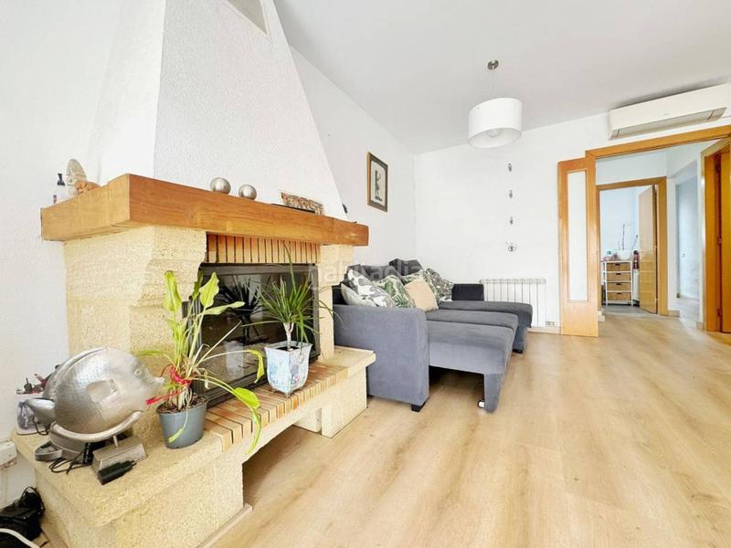 Foto 8c34d74f-4247-4552-88e6-a9b294b436bd. Casa adosada  en venta en comte de sert. en Castellbisbal