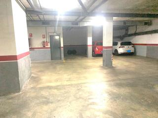 Autoparkplatz  Transversal. Parking en calle transversal terrassa sant pere.