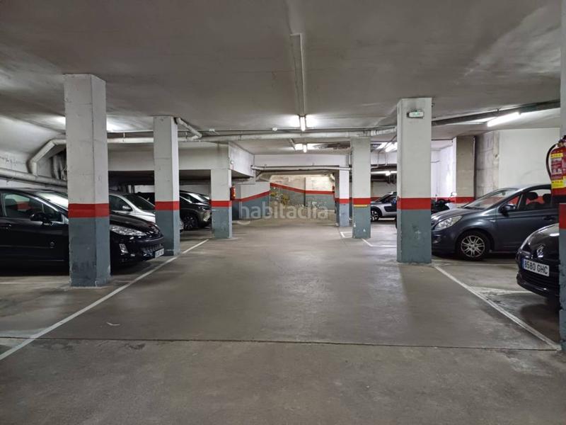 Foto bb3ef46d-6616-4633-ae42-b7b49a2c8afd. Parking voiture dans San Pere Terrassa