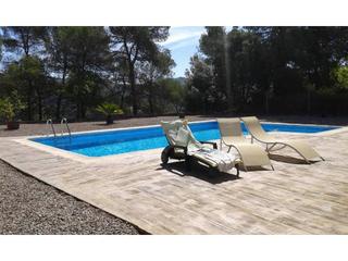 Maison à Vacarisses. Casa en venta en centre