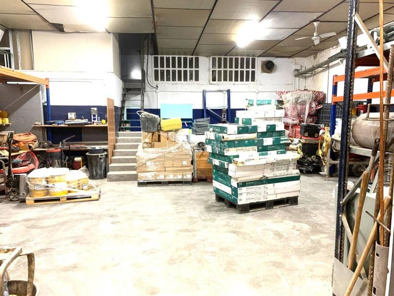 Foto 48b7b2e0-b6bc-4e2f-9379-032ac841064b. Bâtiment à usage industriel dans Gràcia Sabadell