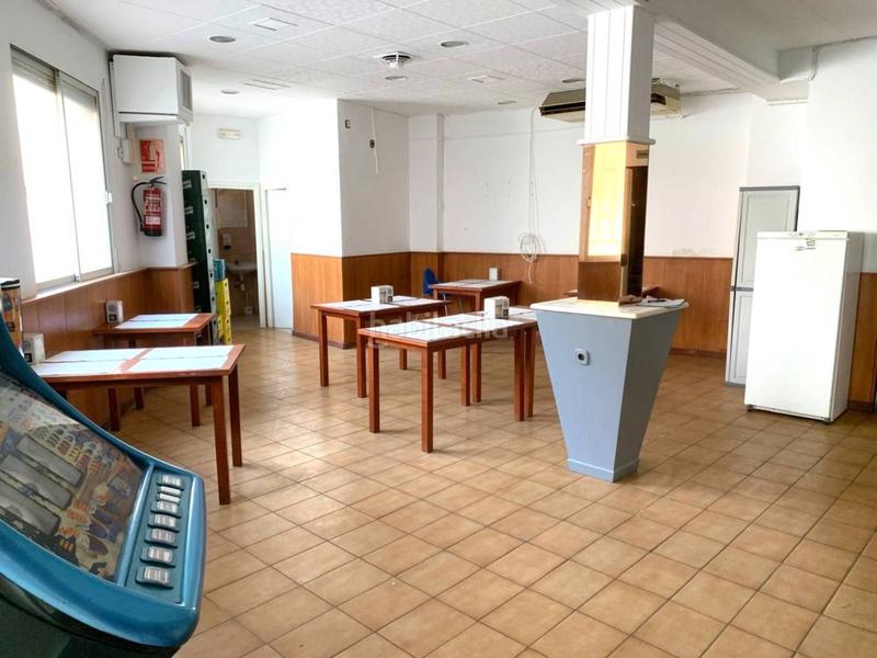 Foto 8e606c26-c651-4b48-89d6-17005473b467. Local commercial dans La Maurina Terrassa