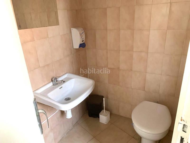 Foto b4689339-95b1-4ff2-b19a-f06c4b47ceba. Local commercial dans La Maurina Terrassa