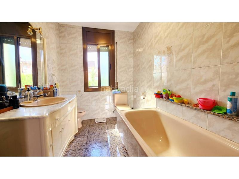 Foto 3571a9cf-e266-4f2a-9b4d-f724459f9740. Casa  en venta en Castellbisbal