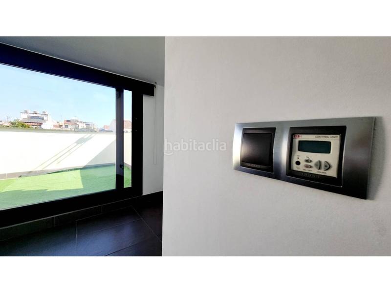 Foto 575d4fe3-492e-46eb-8ba8-ec5d575dbd65. Casa adossada amb calefacció aparcament a Centre Sabadell