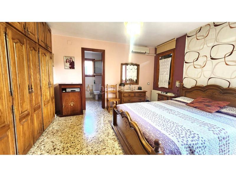 Foto 144b833a-1414-4f17-bd7b-69dbfa600fbd. Casa actualmente dos viviendas en una, con facilidad para volver a tener una unica vivienda. en Barberà del Vallès
