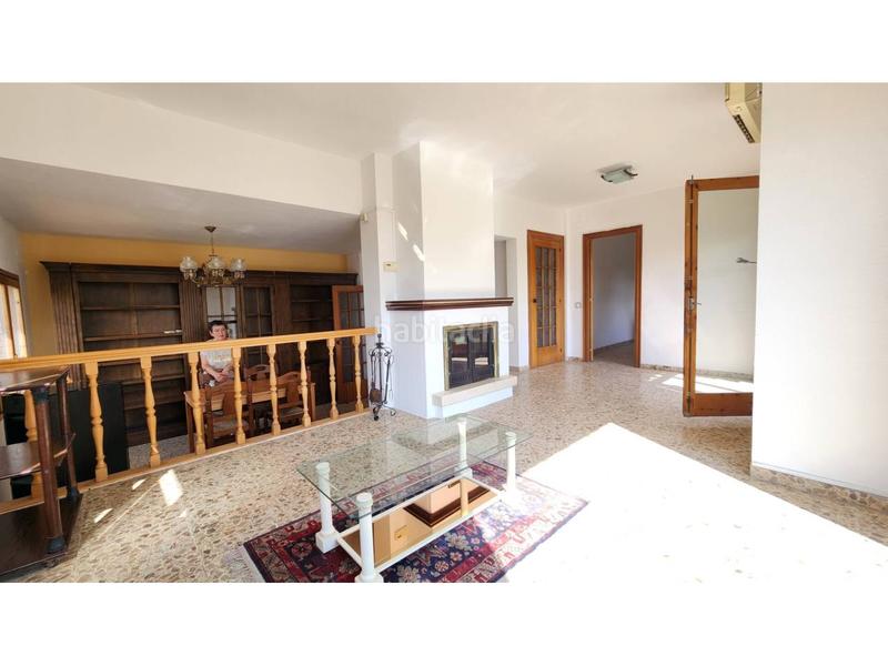 Foto 1c81b6a1-db2d-4953-a7a4-44e92c44f69c. Casa actualmente dos viviendas en una, con facilidad para volver a tener una unica vivienda. en Barberà del Vallès