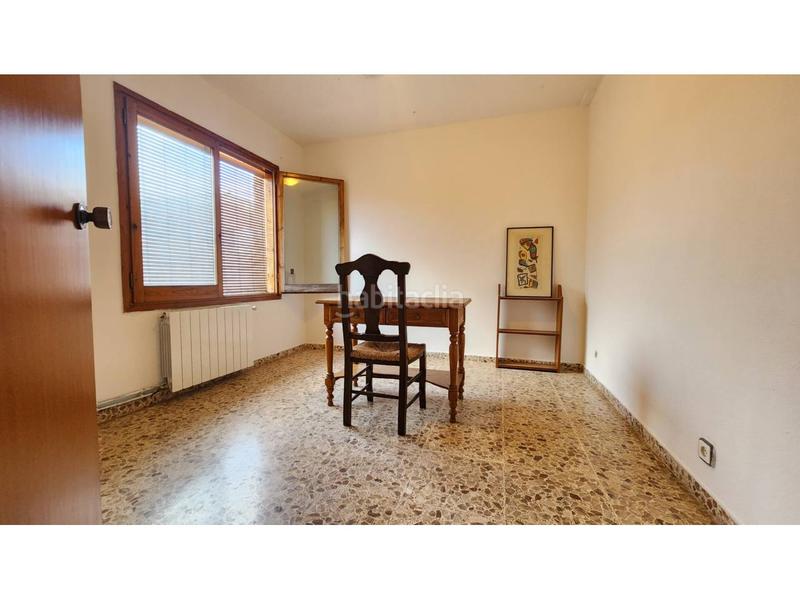 Foto 7dad9c16-4242-4599-a7a6-73d5735fee0a. Casa actualmente dos viviendas en una, con facilidad para volver a tener una unica vivienda. en Barberà del Vallès