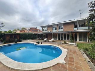 Maison à Can Llobateres-Can Pallars. Casa en venta en sant quirze del vallès