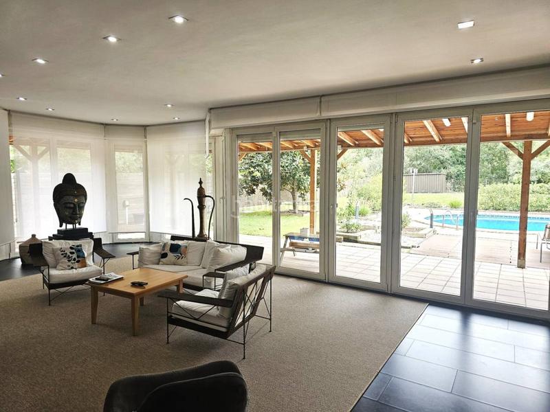 Foto e88a9f35-fdb2-4db7-b01f-892ed252a2fb. Casa con riscaldamento parcheggio piscina in Can Llobateres-Can Pallars Sant Quirze del Vallès