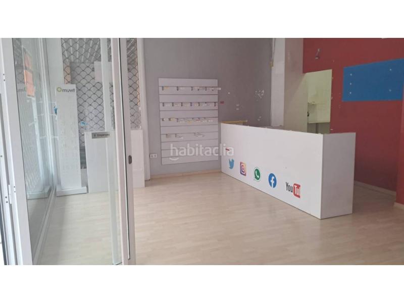 Foto 06f0251b-f55d-4e51-819e-4cd816a7fa12. Location local commercial dans San Pere Terrassa