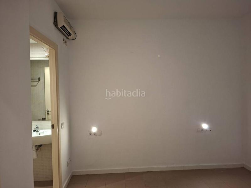 Foto 40501865-5f4e-438d-bae1-d5f6b157d286. Appartamento con riscaldamento parcheggio in Ca n'Anglada Terrassa