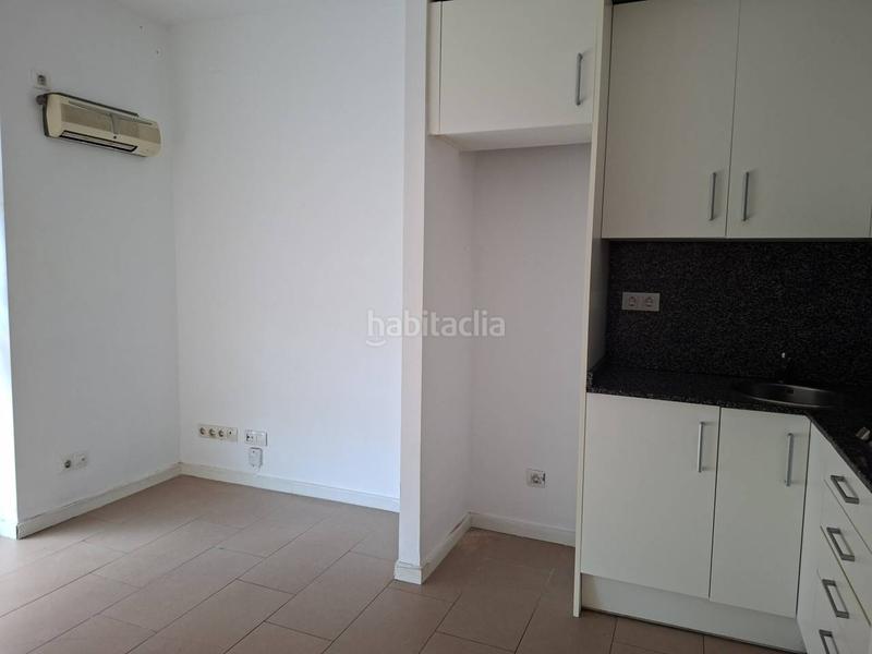 Foto 5f4b4069-879e-4996-af4a-8c8824cdd733. Appartamento con riscaldamento parcheggio in Ca n'Anglada Terrassa